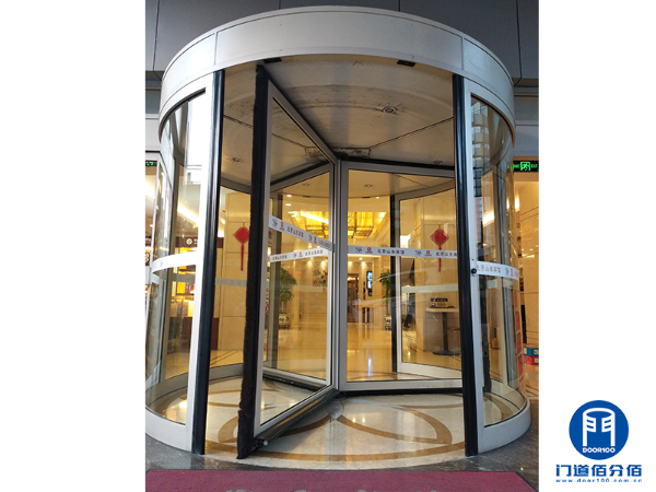 凱必盛旋轉(zhuǎn)門升級之山東賓館凱必盛三翼自動(dòng)旋轉(zhuǎn)門升級服務(wù)案例