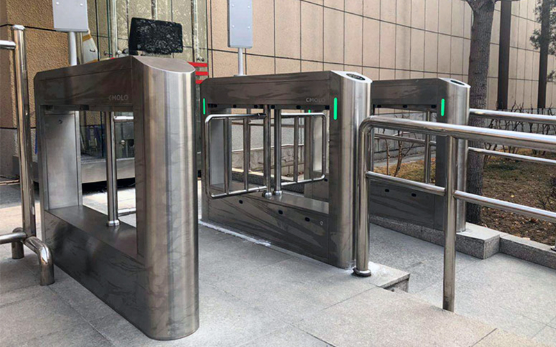 戶外閘機(jī)冬季運(yùn)維指南：注意事項(xiàng)與故障應(yīng)對(duì)